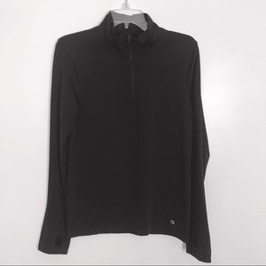 L Gapfit black 1/4 zip topper
